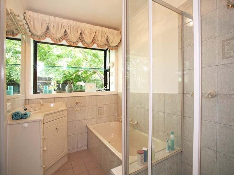 20 Lindau Drive, Vermont South VIC 3133