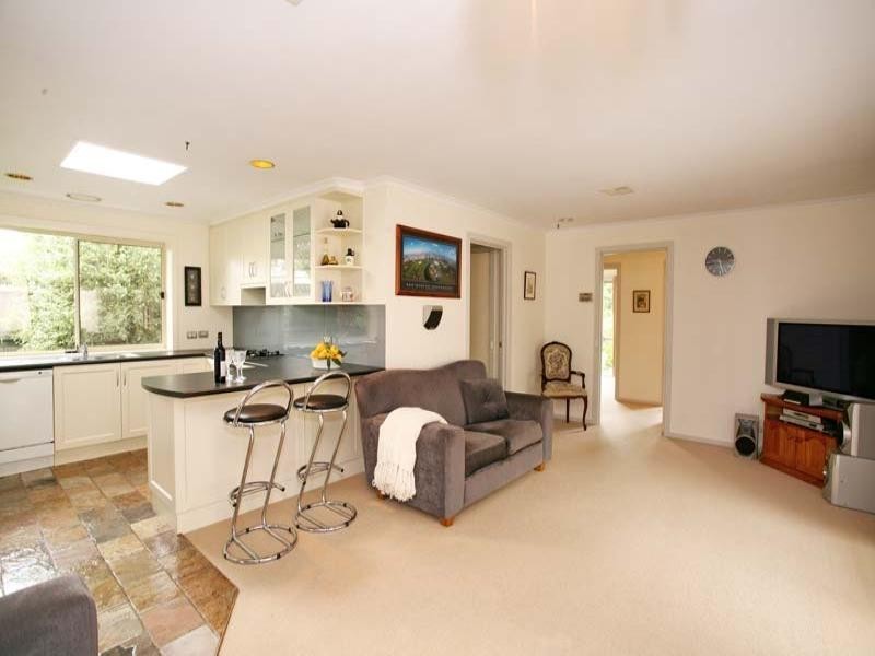 20 Lindau Drive, Vermont South VIC 3133