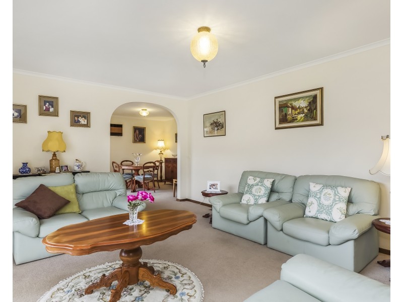 2/18 Morshead Avenue, Mount Waverley VIC 3149