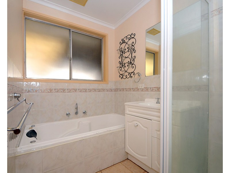 12 Anora Crescent, Mulgrave VIC 3170