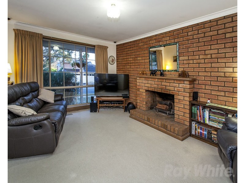 68 Turramurra Drive, Rowville VIC 3178