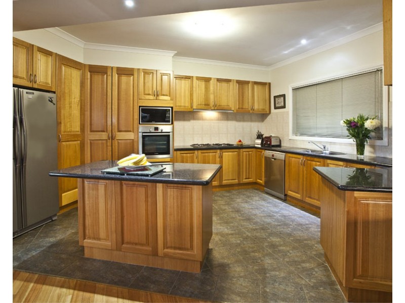 5 Alimar Road, Glen Waverley VIC 3150