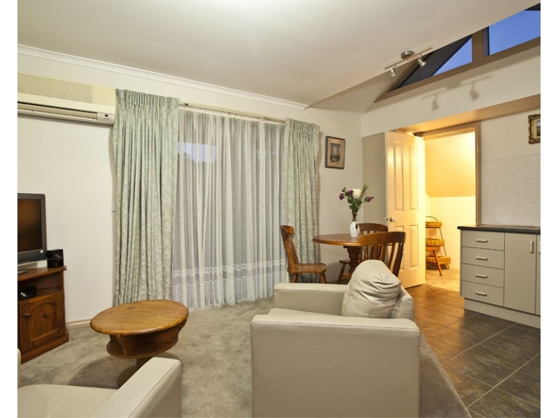 5 Alimar Road, Glen Waverley VIC 3150