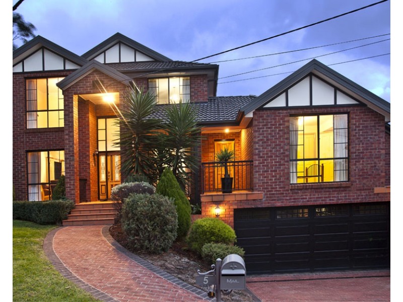 5 Alimar Road, Glen Waverley VIC 3150