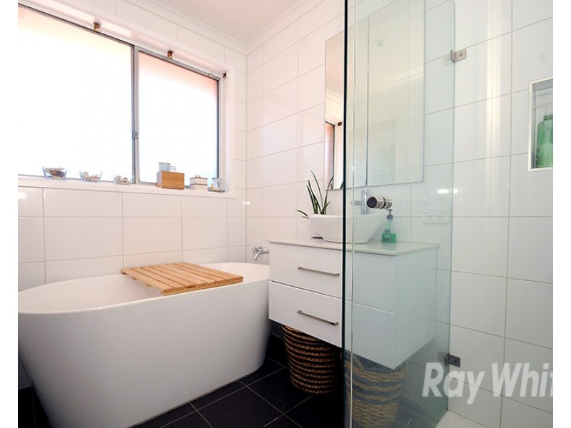 21 Sunrise Drive, Mulgrave VIC 3170