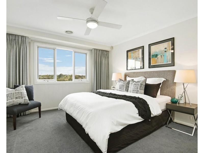 2/20 Tulloch Grove, Glen Waverley VIC 3150