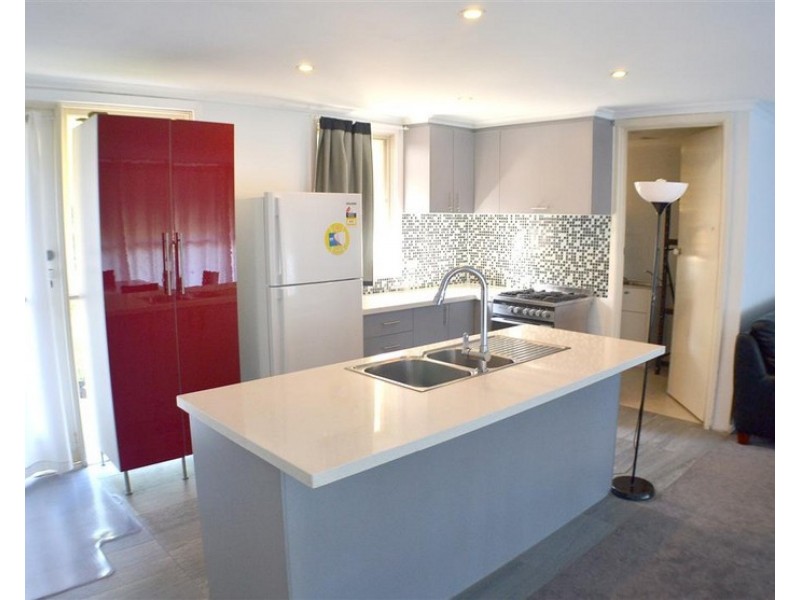 1/10 Westerfield Drive, Notting Hill VIC 3168