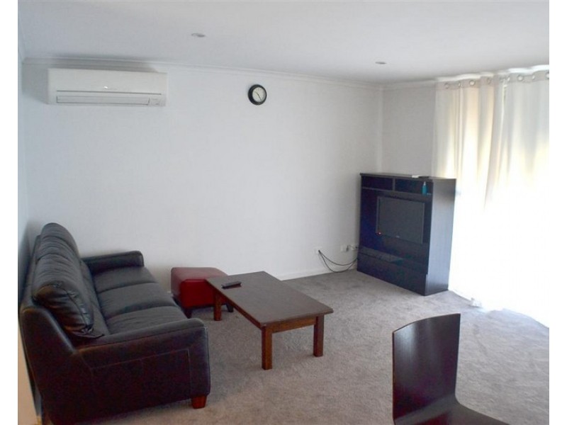 1/10 Westerfield Drive, Notting Hill VIC 3168