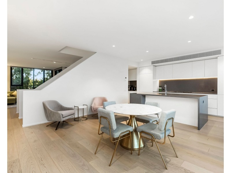 11 Periwinkle Place, Armadale VIC 3143