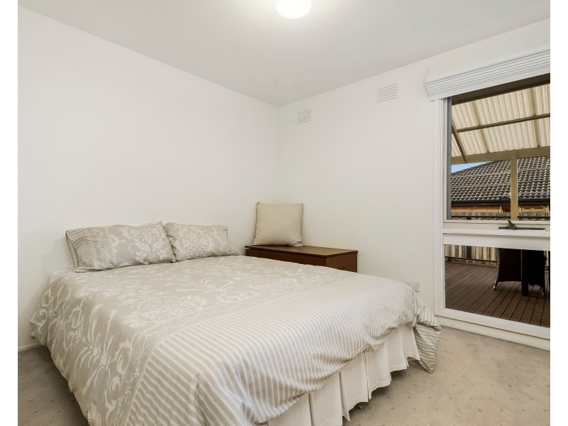 19 Fernbank Crescent, Mulgrave VIC 3170