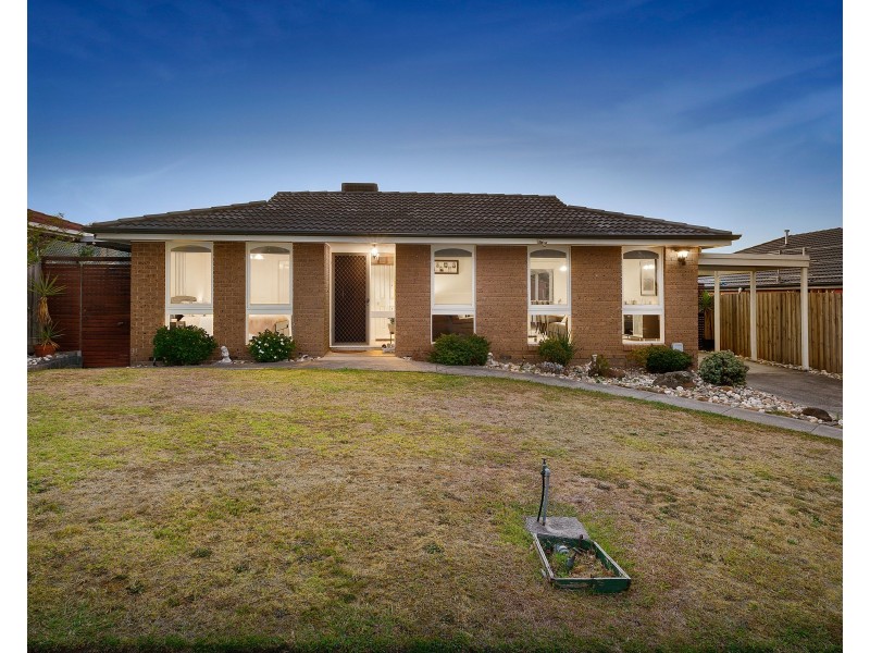 19 Fernbank Crescent, Mulgrave VIC 3170