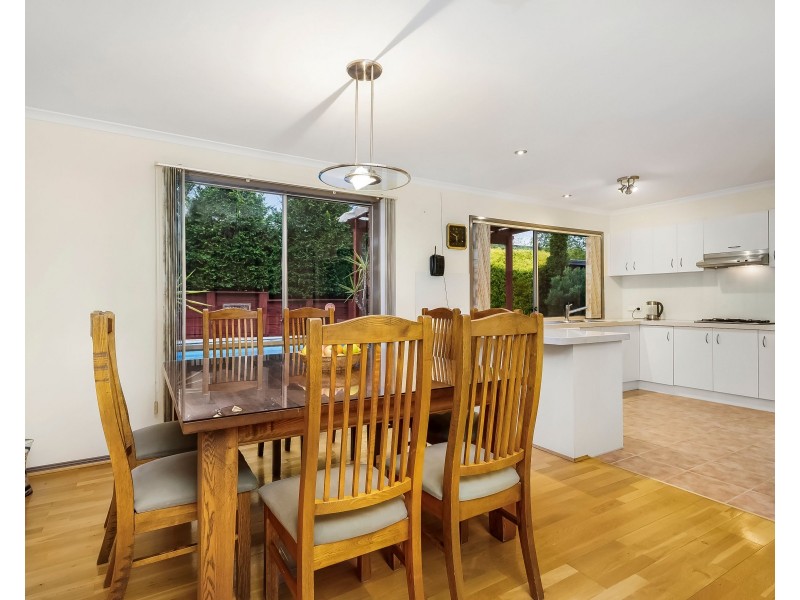 4 Lori Place, Glen Waverley VIC 3150