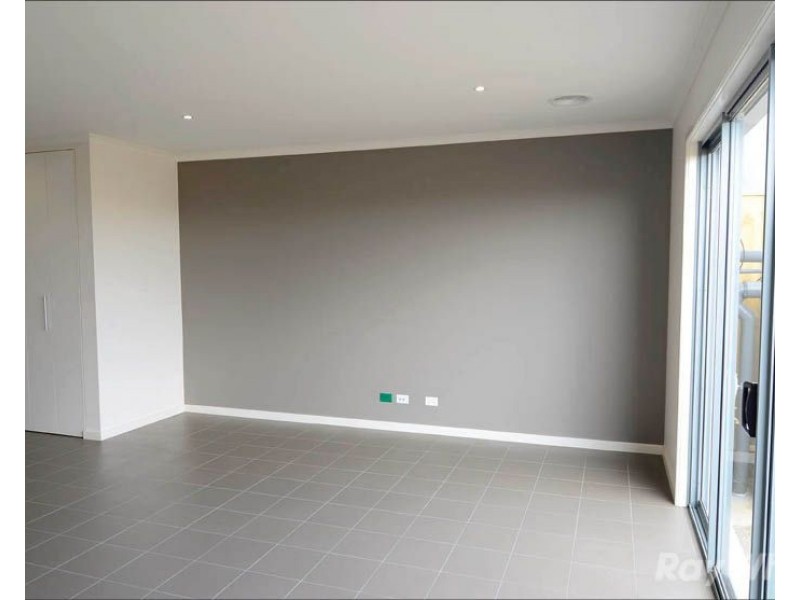 36 Brunton Crescent, Mulgrave VIC 3170