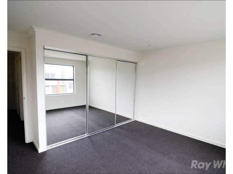 36 Brunton Crescent, Mulgrave VIC 3170