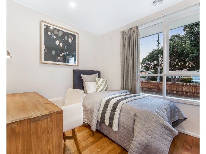 30 Woolwich Drive, Mulgrave VIC 3170