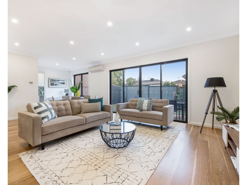 49 Caledonia Crescent, Mulgrave VIC 3170