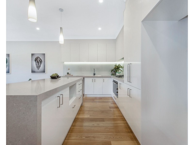 49 Caledonia Crescent, Mulgrave VIC 3170