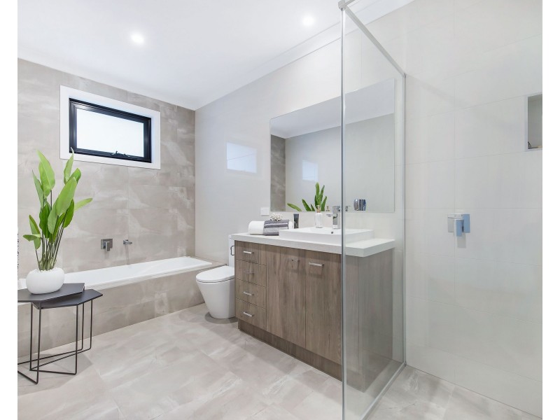 49 Caledonia Crescent, Mulgrave VIC 3170