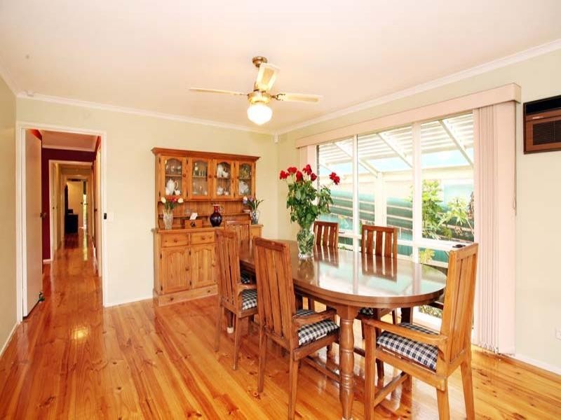 40 Atheldene Drive, Glen Waverley VIC 3150