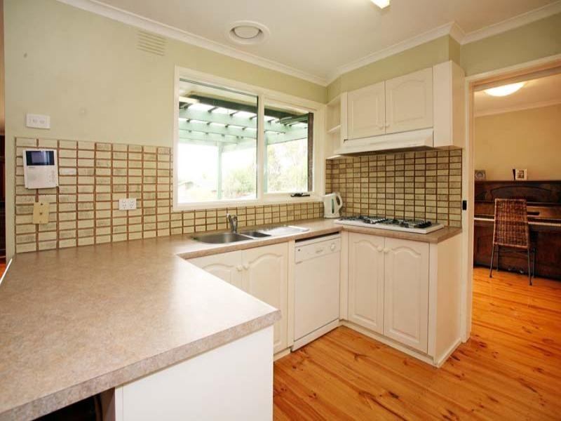 40 Atheldene Drive, Glen Waverley VIC 3150