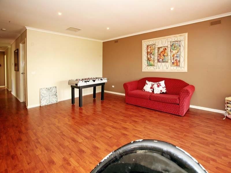 3 Prospect Hill Crescent, Dandenong North VIC 3175
