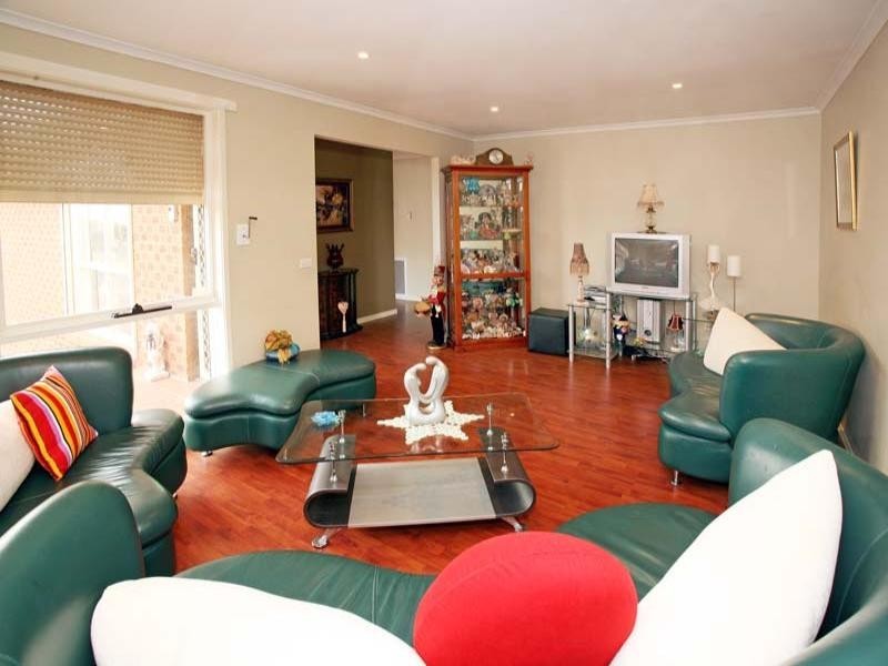 3 Prospect Hill Crescent, Dandenong North VIC 3175