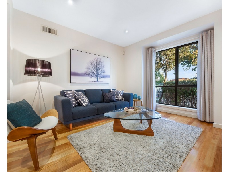 30 Seaview Crescent, Mulgrave VIC 3170