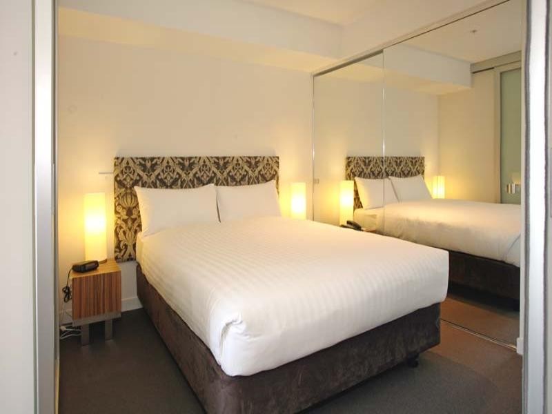 910/572 St Kilda Road, Melbourne VIC 3000