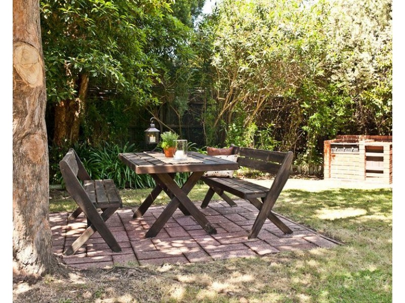 52 Guinevere Parade, Glen Waverley VIC 3150