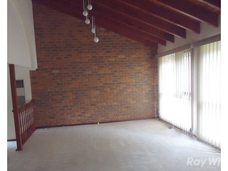 12 Glencroft Terrace, Wheelers Hill VIC 3150