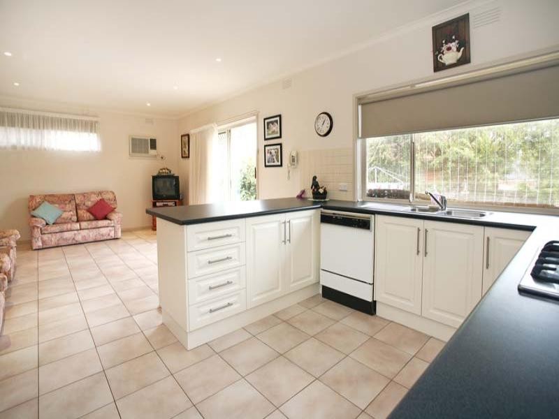 130 Whites Lane, Wheelers Hill VIC 3150