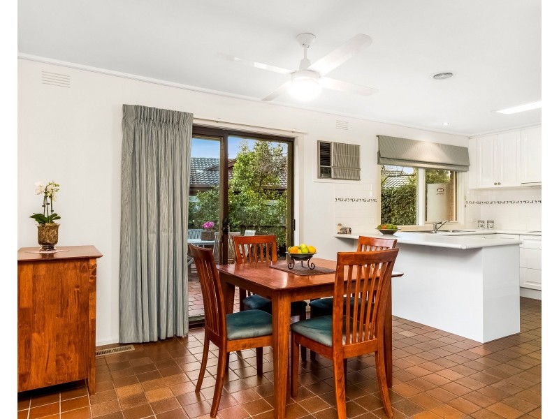 11 Glenville Road, Glen Waverley VIC 3150