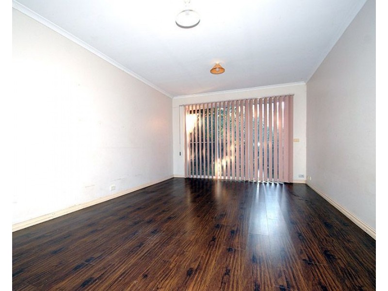 2/12 Lincoln Avenue, Glen Waverley VIC 3150