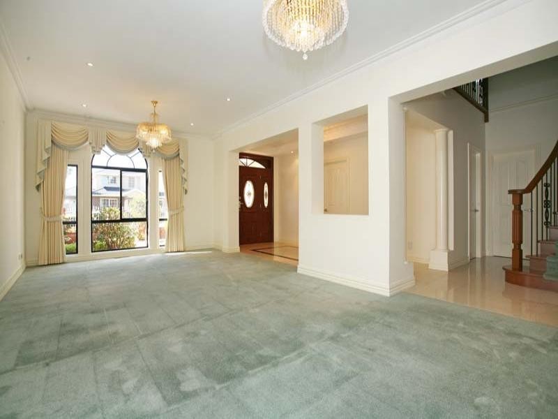 45 Medina Road, Glen Waverley VIC 3150