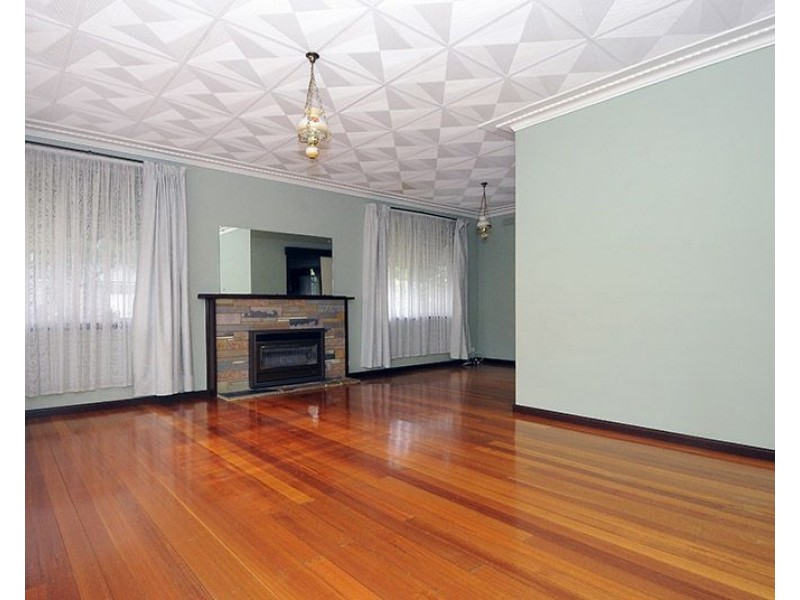 37 Fraser Street, Glen Waverley VIC 3150