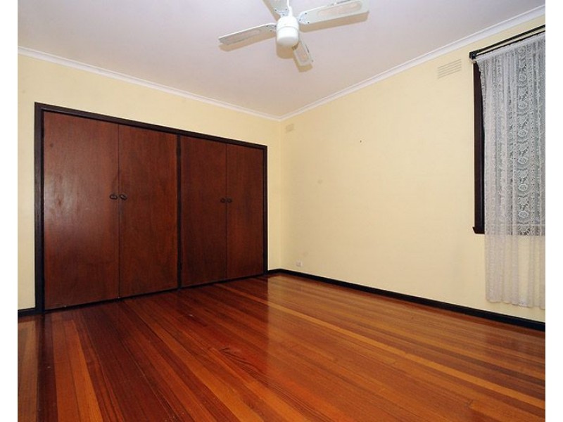 37 Fraser Street, Glen Waverley VIC 3150