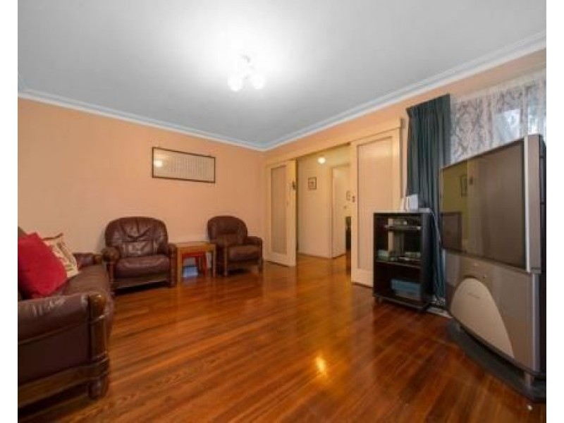 68 Fraser Street, Glen Waverley VIC 3150