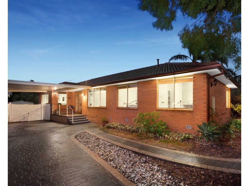28 Ninevah Crescent, Wheelers Hill VIC 3150