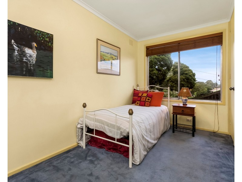 28 Ninevah Crescent, Wheelers Hill VIC 3150