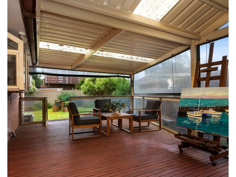 28 Ninevah Crescent, Wheelers Hill VIC 3150