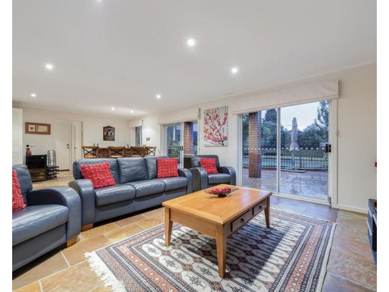 2 Ballina Terrace, Vermont South VIC 3133