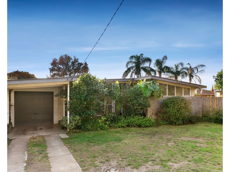 1 Woodlea Drive, Glen Waverley VIC 3150