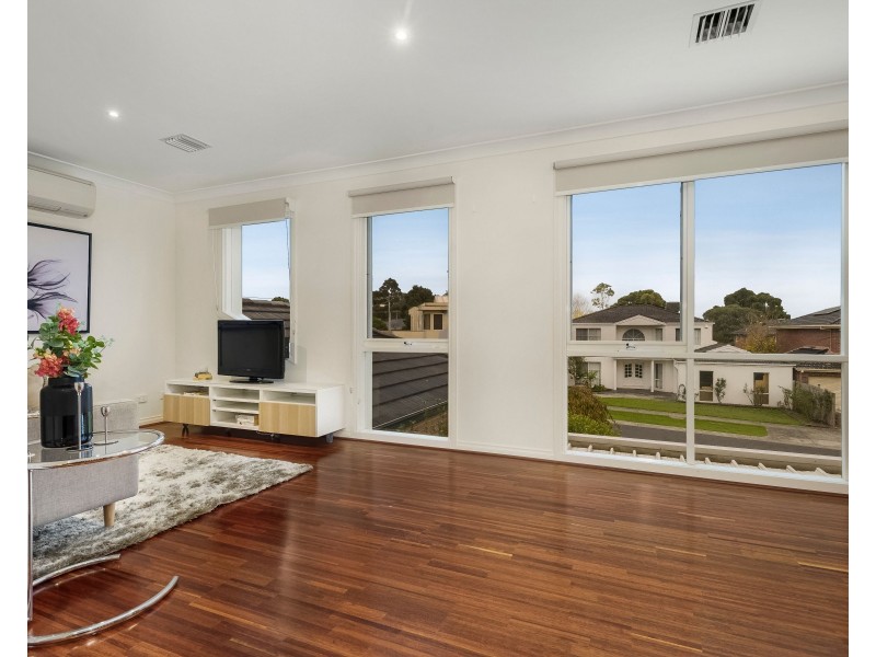 2 Currie Terrace, Glen Waverley VIC 3150