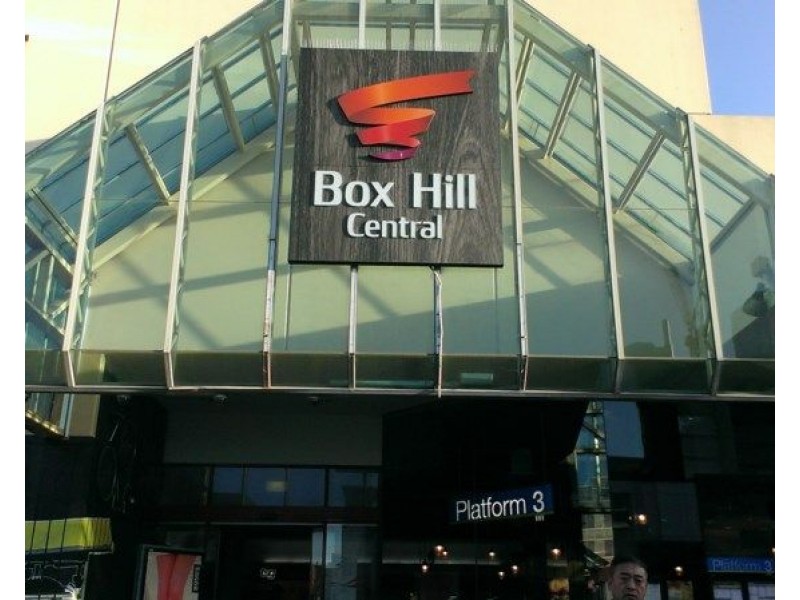 5 Peter Avenue, Blackburn North VIC 3130