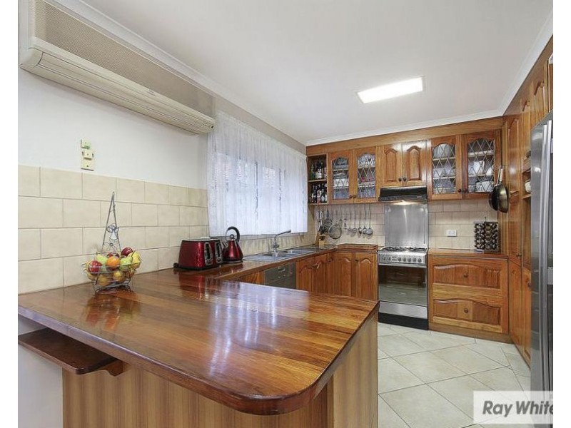 9 Oakbank Court, Mooroolbark VIC 3138