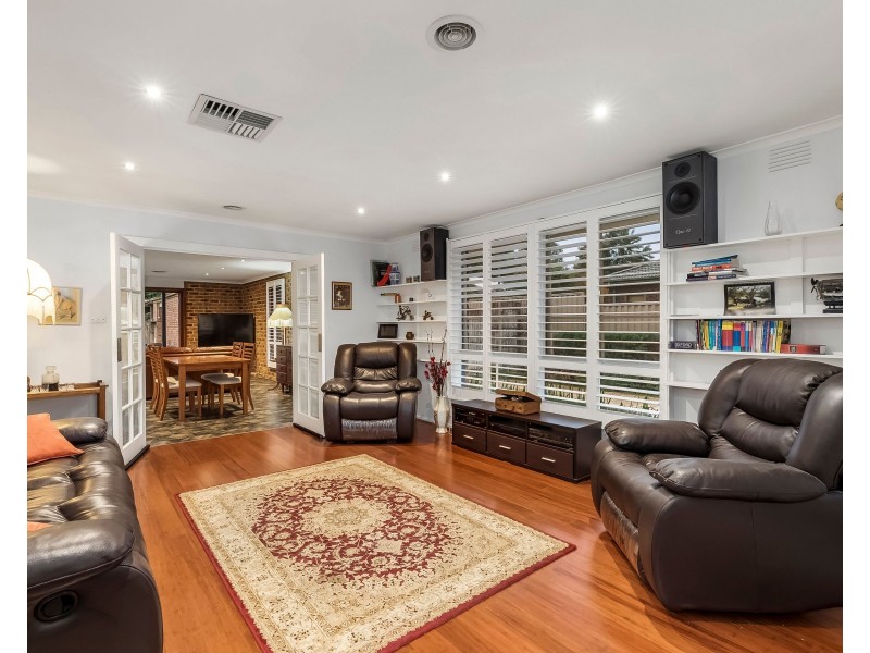 23 Renwick Road, Ferntree Gully VIC 3156