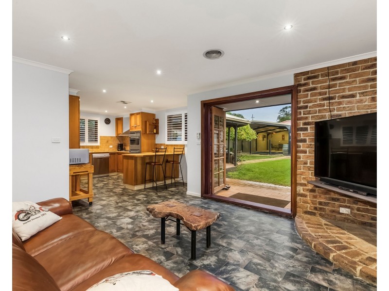 23 Renwick Road, Ferntree Gully VIC 3156