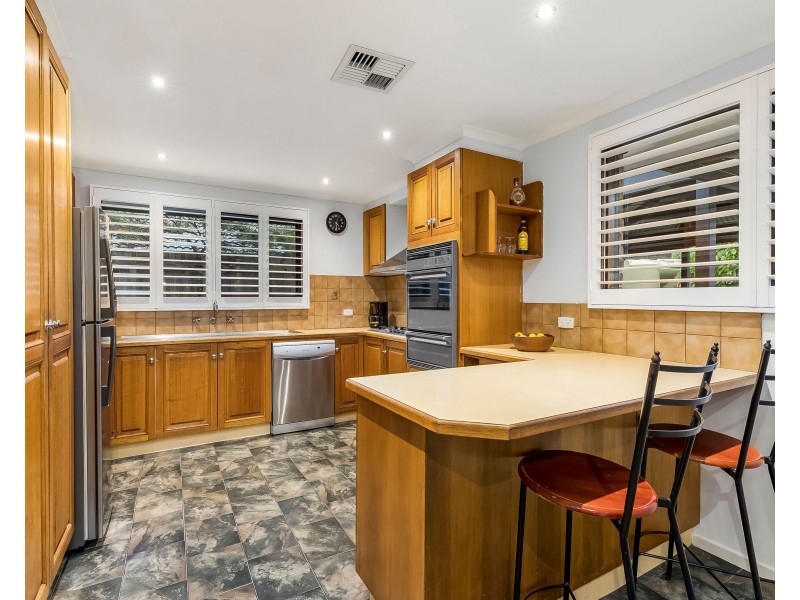 23 Renwick Road, Ferntree Gully VIC 3156