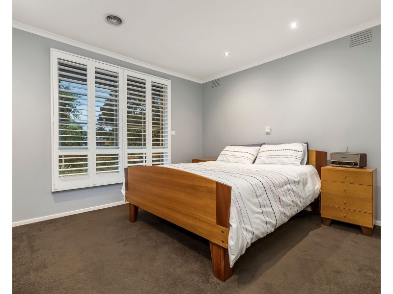 23 Renwick Road, Ferntree Gully VIC 3156