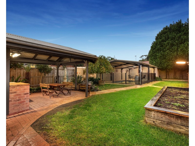23 Renwick Road, Ferntree Gully VIC 3156